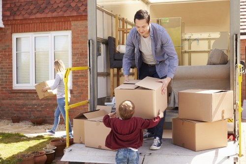 Free quote policy illustration for a Man With Van Riddlesdown service