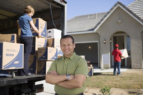 Commercial and office moving help near Riddlesdown