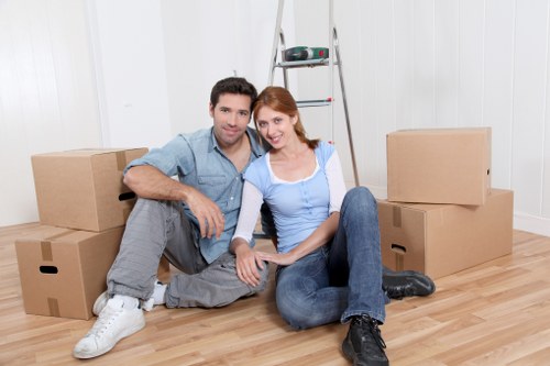 Preparation and packing for a moving van service in Riddlesdown